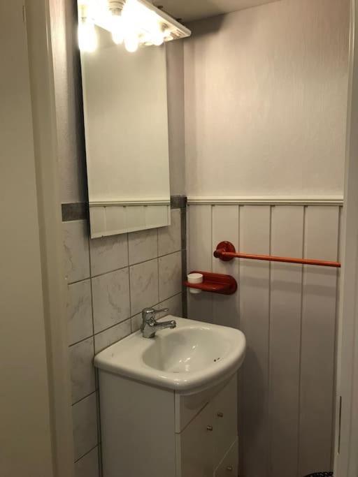 Comfortable 3 Bedroom Apartment On One Floor. Sandefjord Kültér fotó