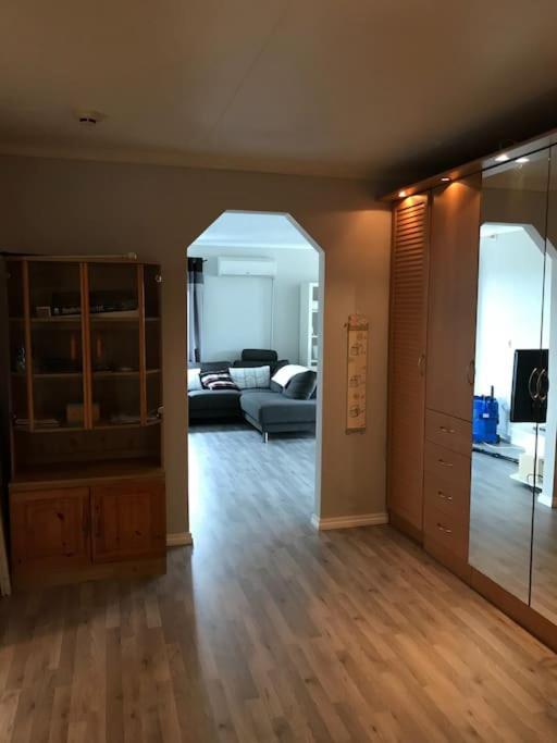Comfortable 3 Bedroom Apartment On One Floor. Sandefjord Kültér fotó